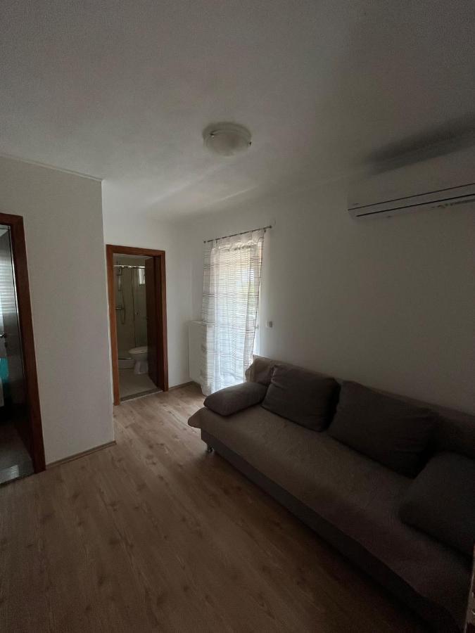 Apartmani Mia ドラゲ エクステリア 写真