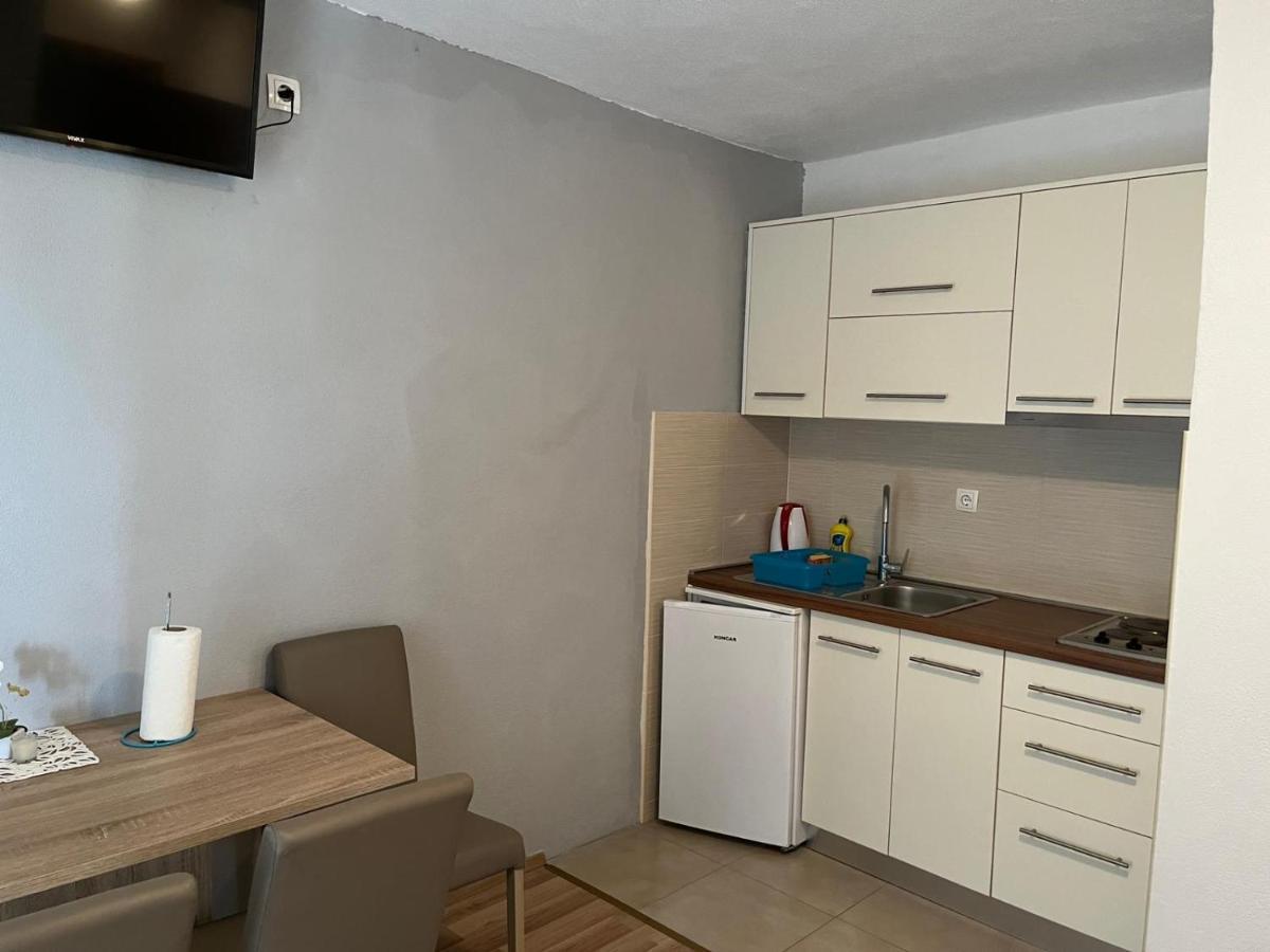 Apartmani Mia ドラゲ エクステリア 写真