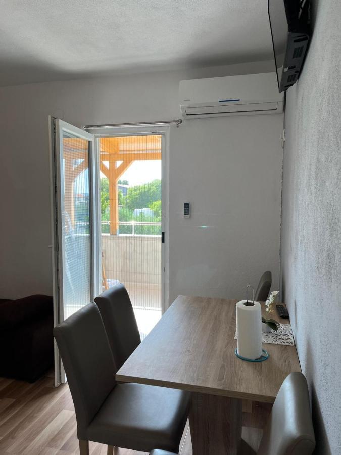 Apartmani Mia ドラゲ エクステリア 写真