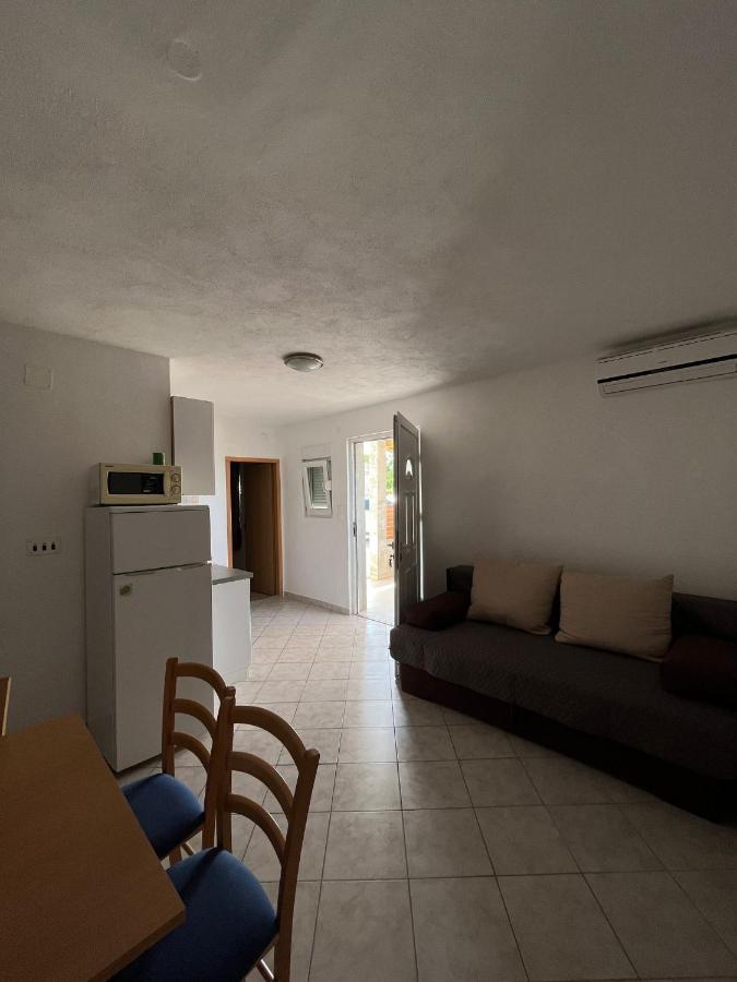 Apartmani Mia ドラゲ エクステリア 写真